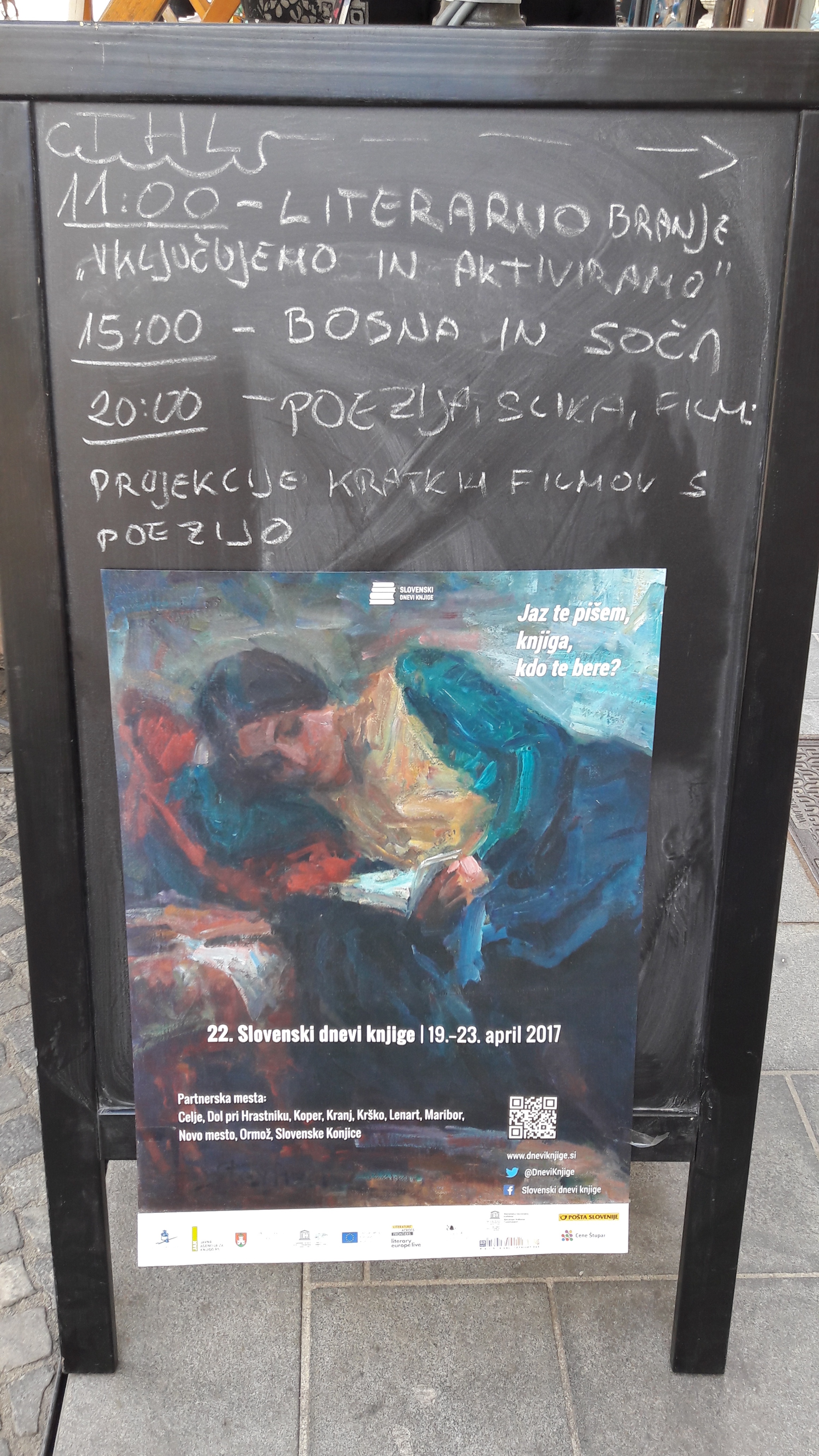 Literarno branje ViA na Slovenskih dnevih knjige Literarno branje ViA na Slovenskih dnevih knjige
