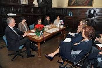 Okrogla miza o založništvu v Milanu 2012