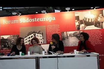 Predstavitev prevodov v seriji Tradukita poesio na knjižnem sejmu v Leipzigu 2014 Predstavitev prevodov v seriji Tradukita poesio na knjižnem sejmu v Leipzigu 2014
